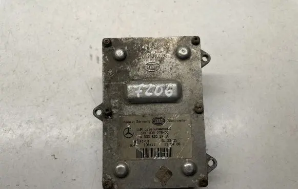 Mercedes-Benz E W211 Headlight ballast module Xenon 0028202426 A0028202426 5DF00827900