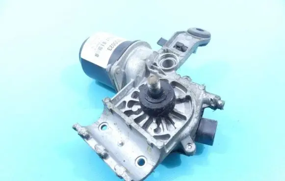 Subaru Outback Wiper motor IMPRK1055023