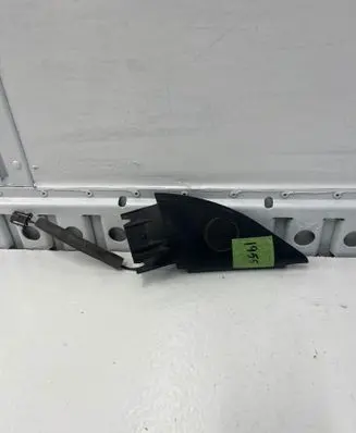 Front door high frequency speaker