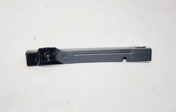 Renault Clio IV Rear door windshield rail 822170449R