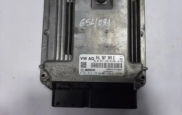 Volkswagen Golf VII Engine control unit/module 04L907309E