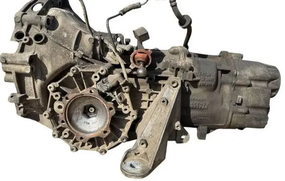 Volkswagen PASSAT B5.5 Manual 6 speed gearbox 01E301103K