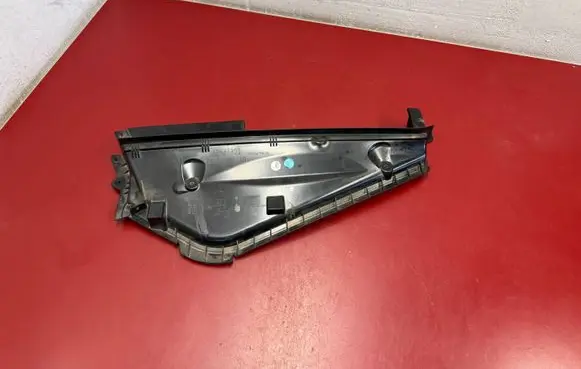 BMW X1 U11 Wiper trim 9625431 5171962541