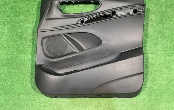 Mercedes-Benz Vito Viano W447 Front door card panel trim A4477273800