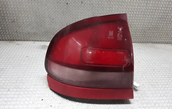 Mazda 626 Rear/tail lights 0431392