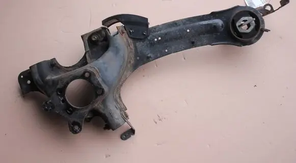Volvo XC60 Stub axle 7G915A969AE