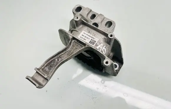 Cupra Formentor Engine mount bracket 5WA199262D 03072024