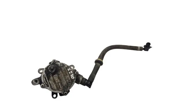 Volvo V70 Vacuum pump 08699237