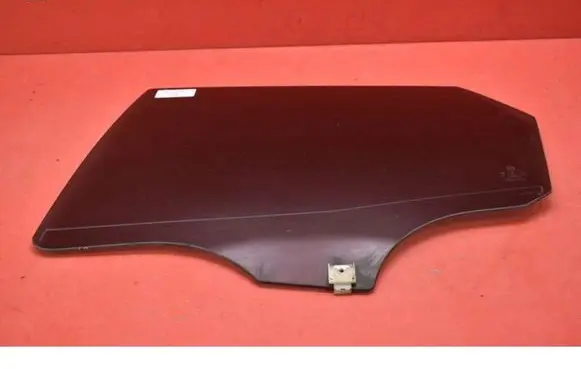 Mazda CX-7 Rear door window glass