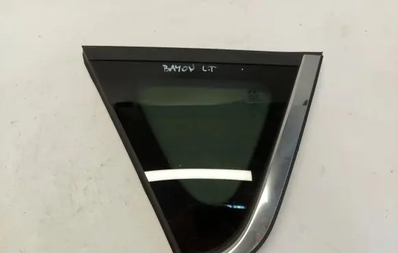 Hyundai Bayon Rear side window