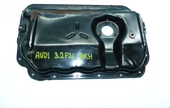 Audi A4 S4 B7 8E 8H Oil sump 06E103604F