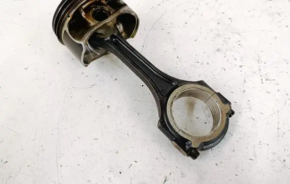 Mercedes-Benz CLA C117 X117 W117 Piston with connecting rod A2701917