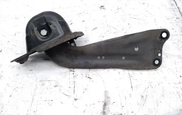 Skoda Superb B8 (3V) Rear upper control arm/wishbone 5Q0505225C