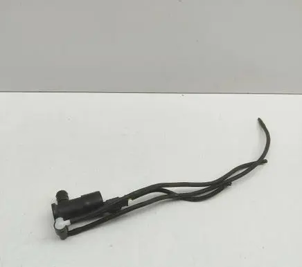 Peugeot 2008 II Windscreen/windshield washer pump 9825894180