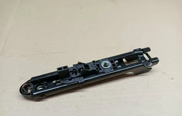Skoda Octavia Mk2 (1Z) Seat belt adjustment motor 5K0857819 A002457196