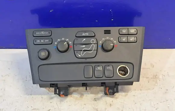 Volvo S60 Interior fan control switch 8682930 M6324200051