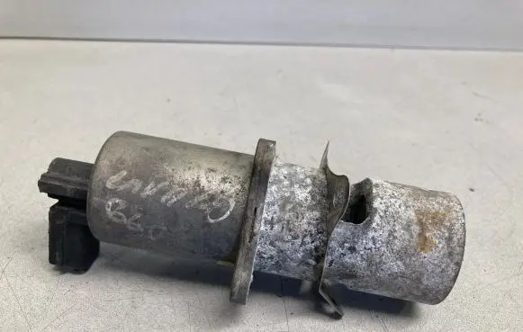 Opel Vivaro EGR valve 424740041