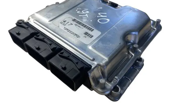 Volvo S40, V40 Engine control unit/module 0281011086 8200233339 8200065994