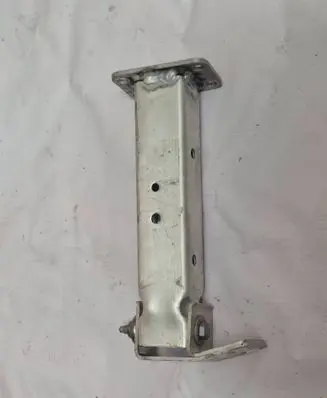 Audi Q7 4M Radiator support slam panel bracket 4M0802038D