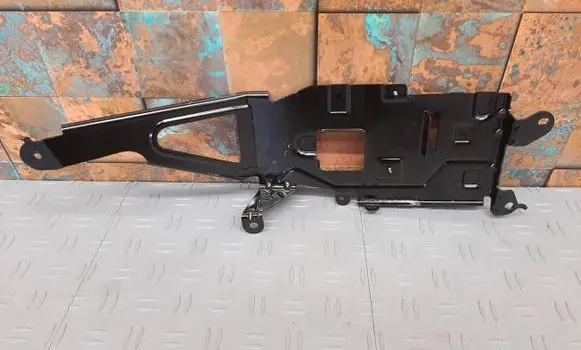 BMW X7 G07 Sound amplifier holder/bracket 6832603 65156832603