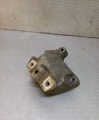 Volkswagen Jetta V Gearbox mounting bracket 1K0199117AH