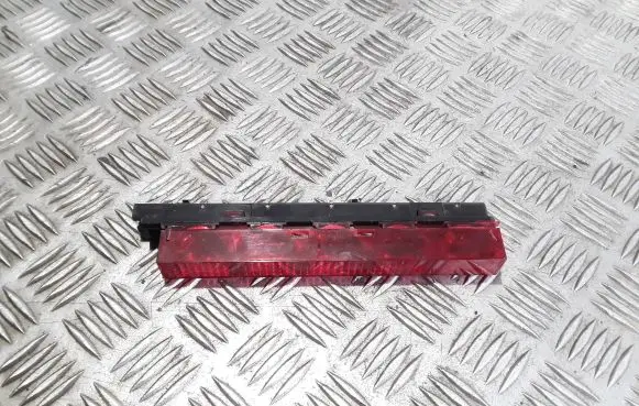 Ford Focus Third/center stoplight 1S7113A613AE