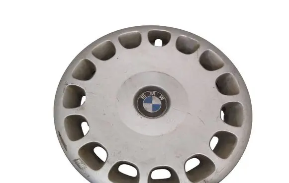 BMW 5 E39 R15 wheel hub/cap/trim 3613676863902