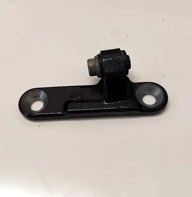 BMW 5 GT F07 Rear door lower hinge