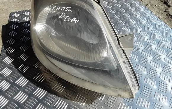 Renault Trafic II (X83) Headlight/headlamp 7700311372