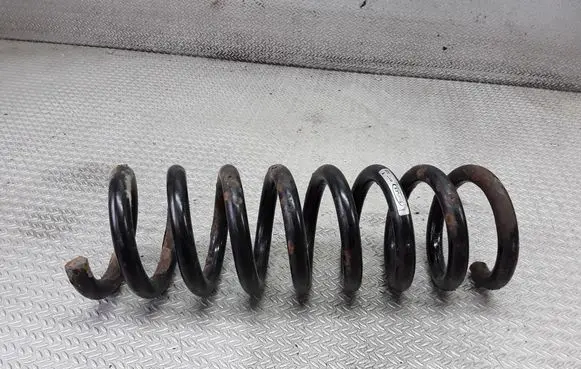 Mercedes-Benz E W210 Rear coil spring