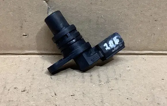 Mazda 6 Camshaft position sensor 6M8G12K073