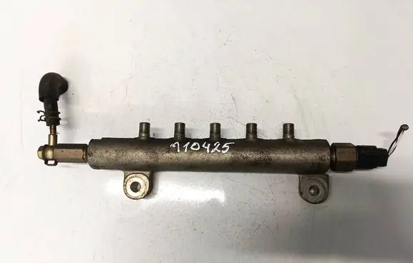 Nissan Almera Tino Fuel main line pipe