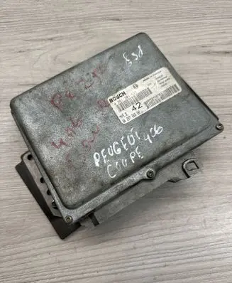 Peugeot 406 Engine control unit/module 9629766680 0261204695