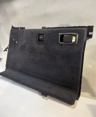 Trunk/boot lower side trim panel