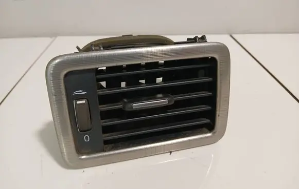 Volvo V70 Dashboard side air vent grill/cover trim 30755183