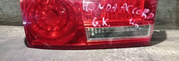 Honda Accord Tailgate rear/tail lights P8129