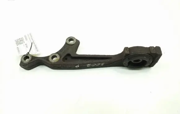 Toyota Land Cruiser (J120) Front differential bracket 5239260022