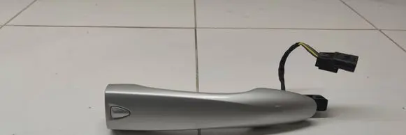 Renault Kadjar Front door exterior handle 