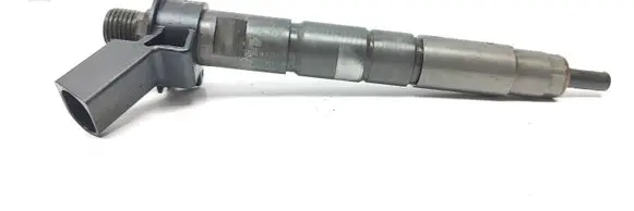 BMW 5 G30 G31 Fuel injector 0445118005 5B5UH4U 03149