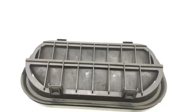 Volkswagen PASSAT B7 USA Quarter panel pressure vent 6R0819465A