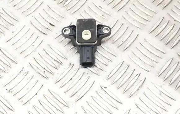 Audi A3 S3 8P Airbag deployment crash/impact sensor 8P0955557 011709 260206