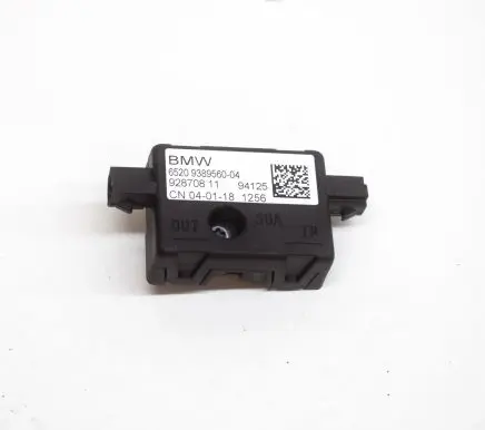 BMW X3 G01 Aerial antenna amplifier 9389560