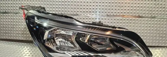 Peugeot 3008 II Headlight/headlamp 9810478080 90085115