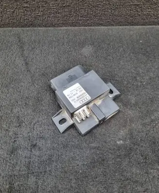 Audi A6 S6 C6 4F Fuel injection pump control unit/module 4F0906093G 4F0906093L