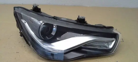 Audi A1 Headlight/headlamp 8X0941044