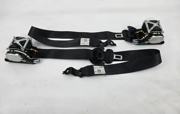 Volkswagen Polo V 6R Set of seat belts 6R4857706 6R0857705