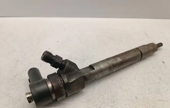 Mercedes-Benz C W203 Fuel injector A6480700287 0445110177 6480700287