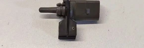 Volkswagen Tayron II Outside/exterior temperature sensor 8Z0820535B