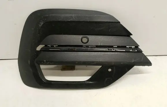 Volkswagen Transporter - Caravelle T6 Front bumper lower grill 7LA807490