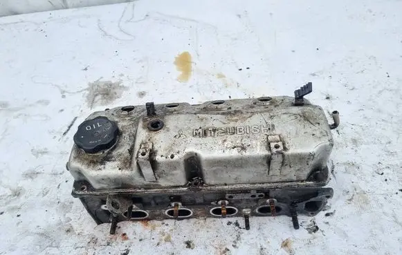 Mitsubishi Space Star Engine head 